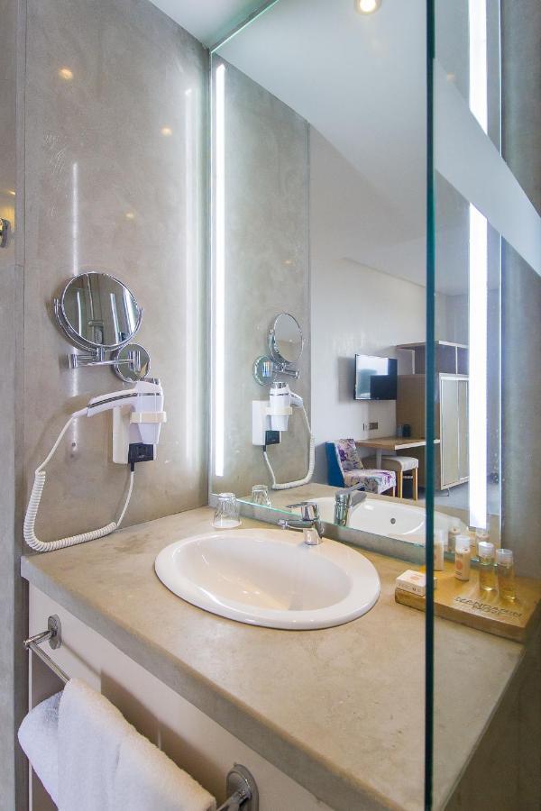 Mandarin Palace Hotel & Spa Tangeri Esterno foto Bathroom